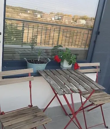 Apartment Rowing Base
