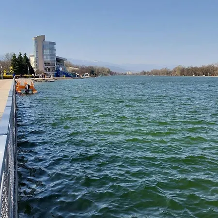 Apartment Rowing Base *